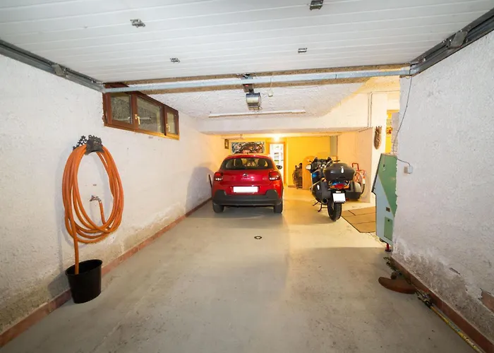 Holiday home Espectacular Con Piscina Boo De Pielagos