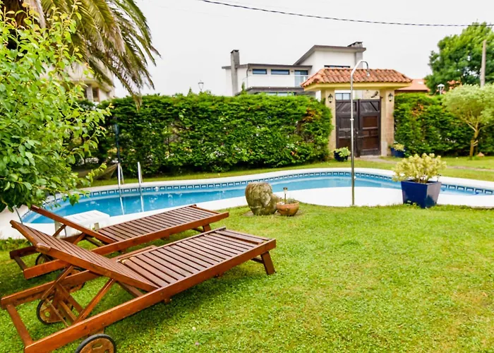 Espectacular Con Piscina Nyaraló Boó de Piélagos